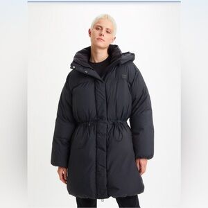 LEVIS Women L Bubble Puffer Caviar nwt